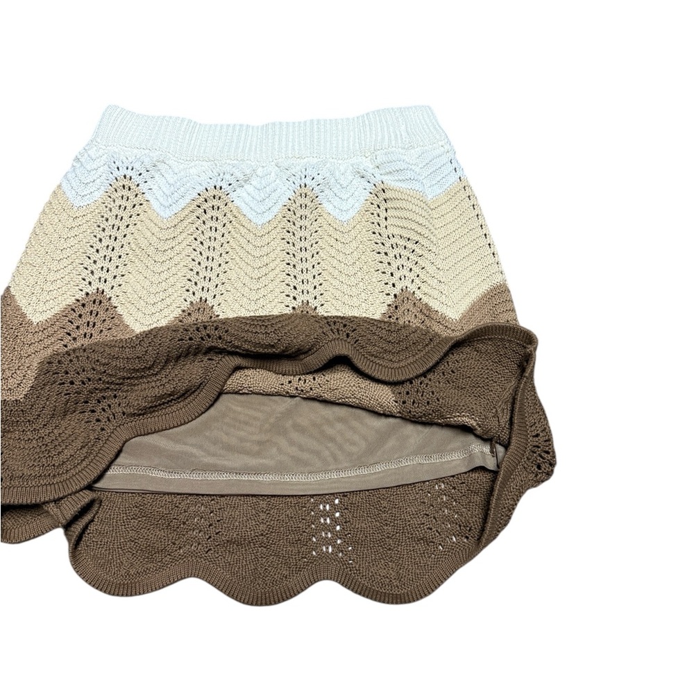 Allison New York Lined Crochet Mini Skirt In Chevron Knit Size S - Picture 2 of 4